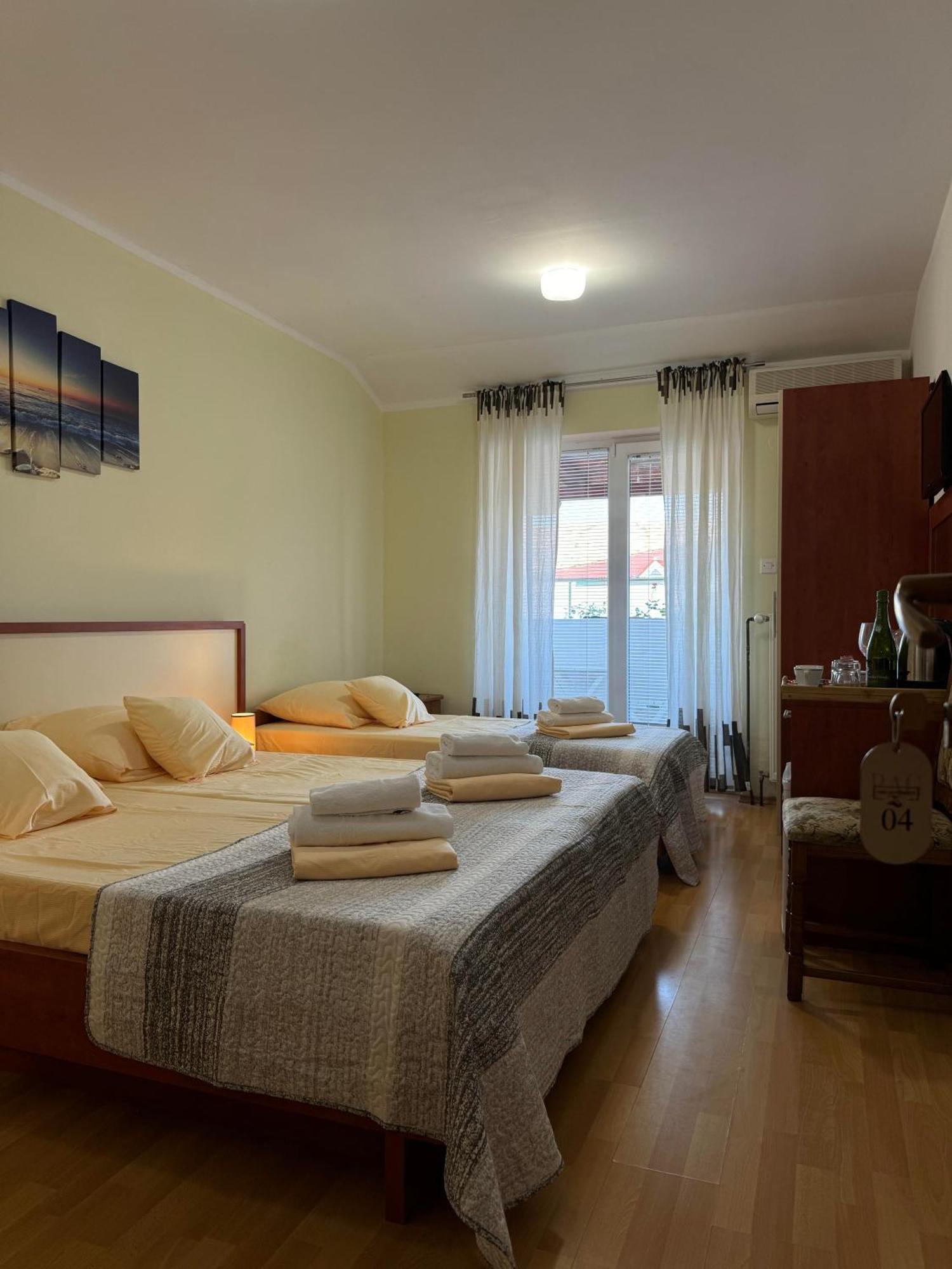 Pag Vero Apartments Pag Town Kültér fotó