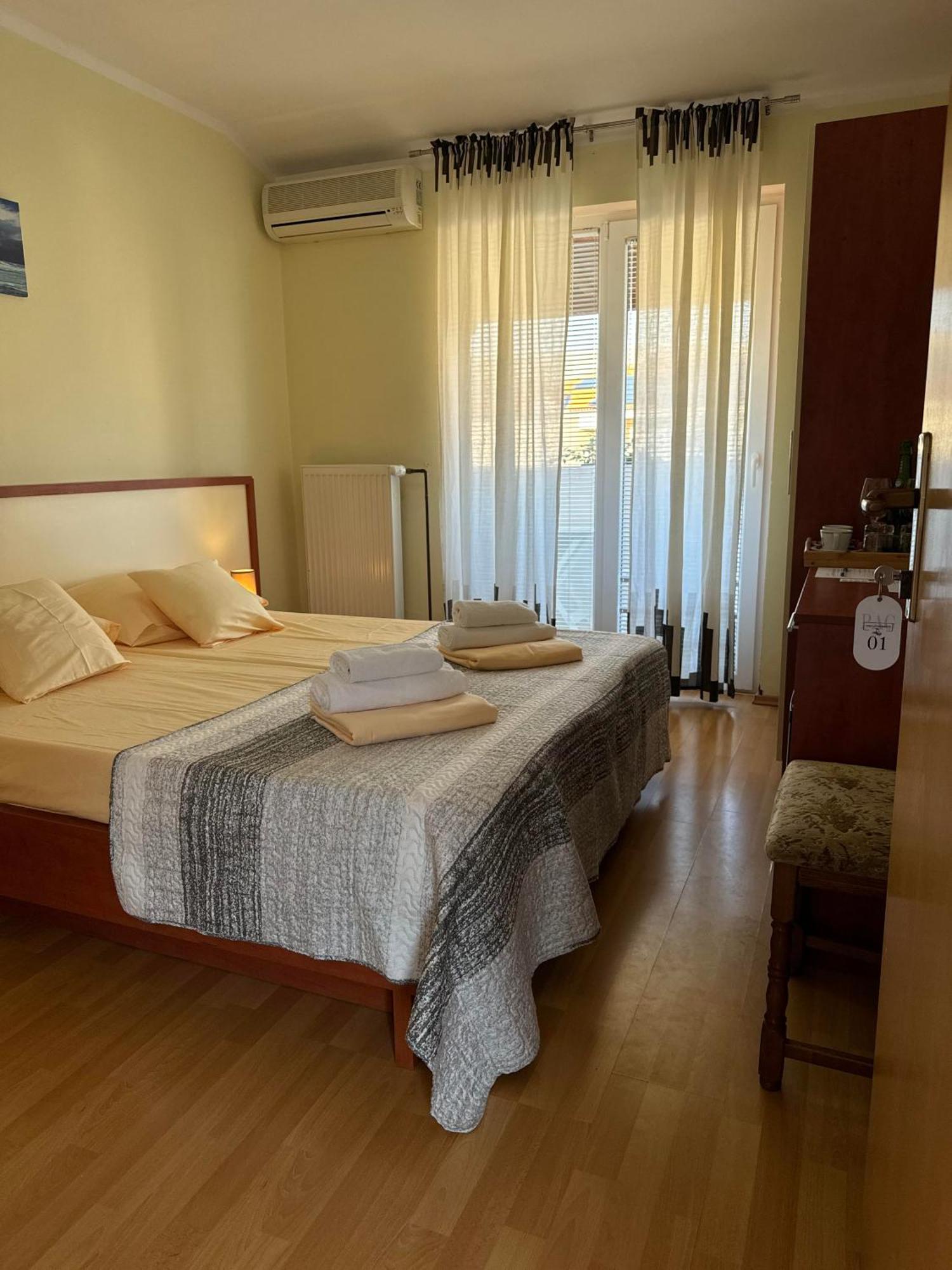 Pag Vero Apartments Pag Town Kültér fotó
