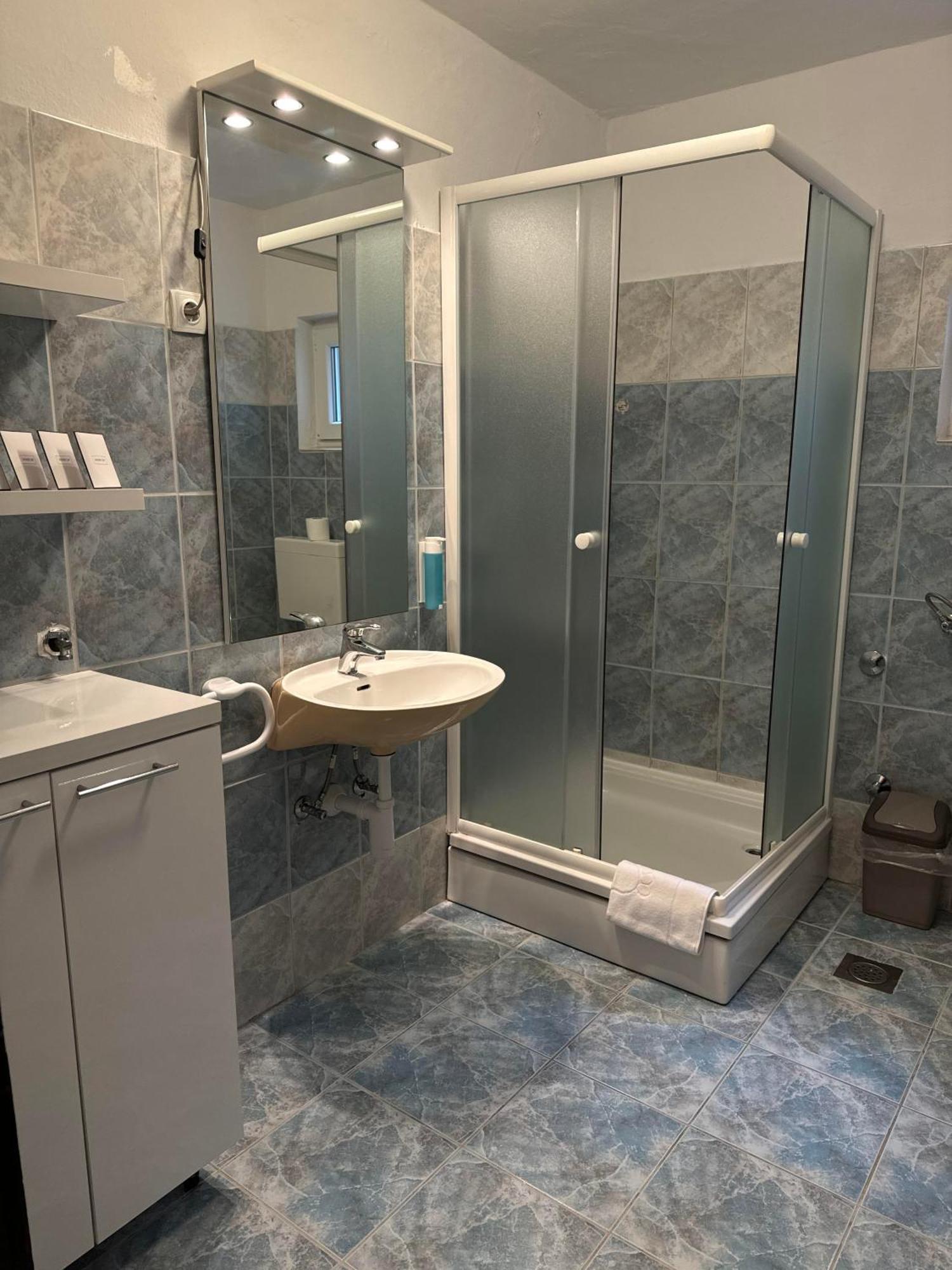 Pag Vero Apartments Pag Town Kültér fotó